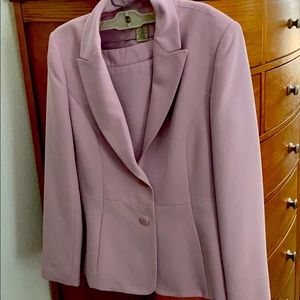 Soft pink Jacket and matching skirt by Apostrophe